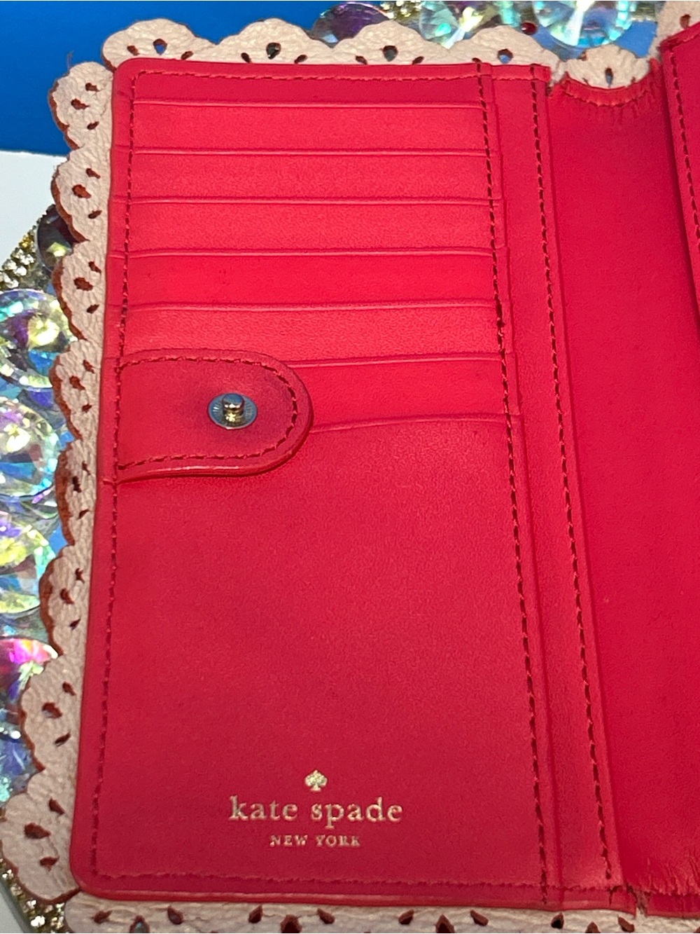 kate spade red scalloped leather continental wallet - Picture 8 of 15